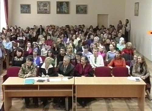 В першому ряді - журі
